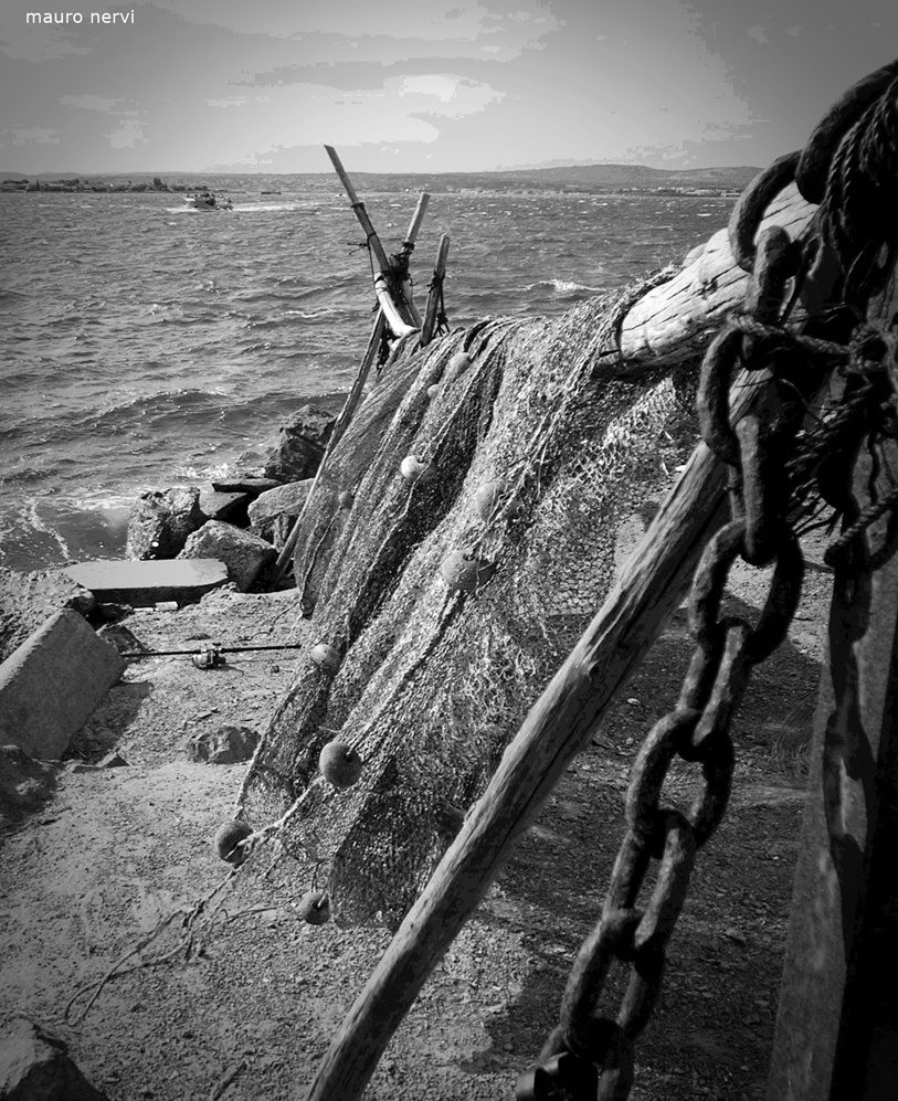 photo "nets" tags: black&white, 