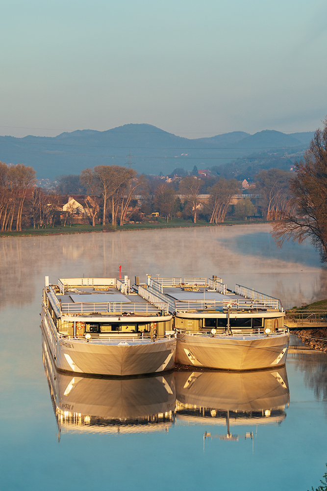 photo "***" tags: landscape, nature, street, morning, river, ship, Восход, пароход