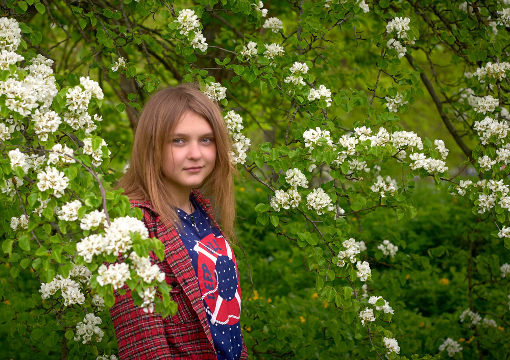 photo "***" tags: portrait, flowers, girl, spring, девочка, модель, настроение, портрет девушка, портрет девушка весна, цветение