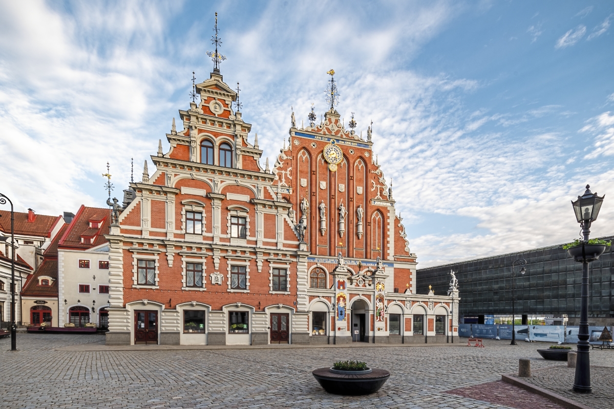 photo "The House of Blackheads" tags: architecture, 