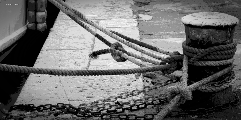 фото "in the port" метки: черно-белые, 