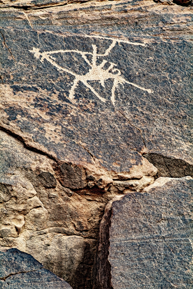 photo "Rock Painting" tags: reporting, 