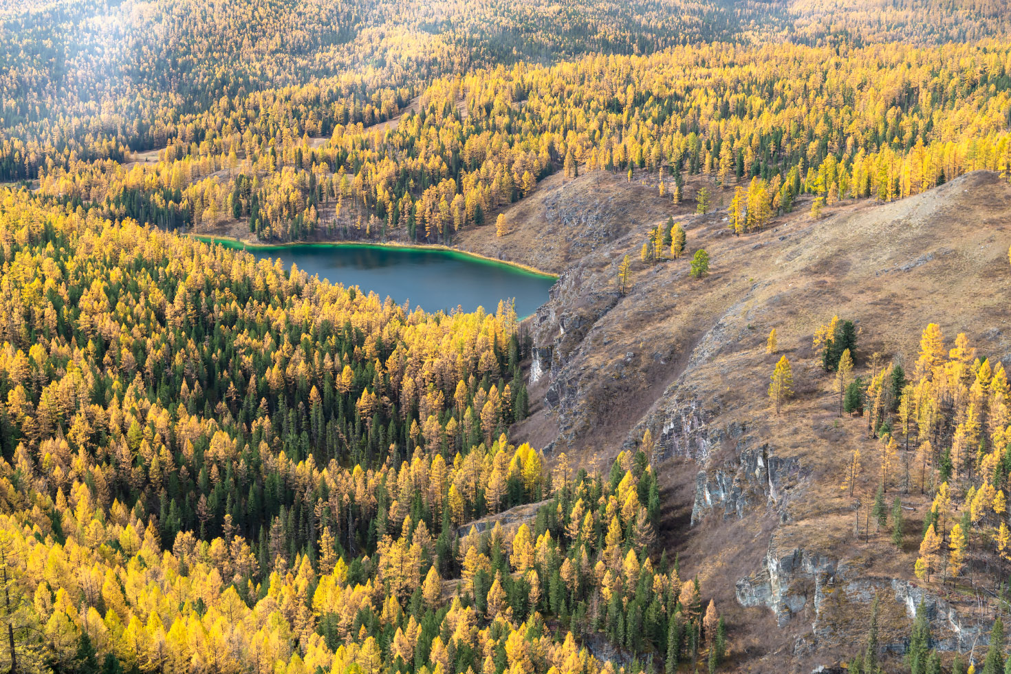 фото "Верхнее озеро Уч-Кёль" метки: пейзаж, путешествия, Алтай, озеро, осень, путешествие