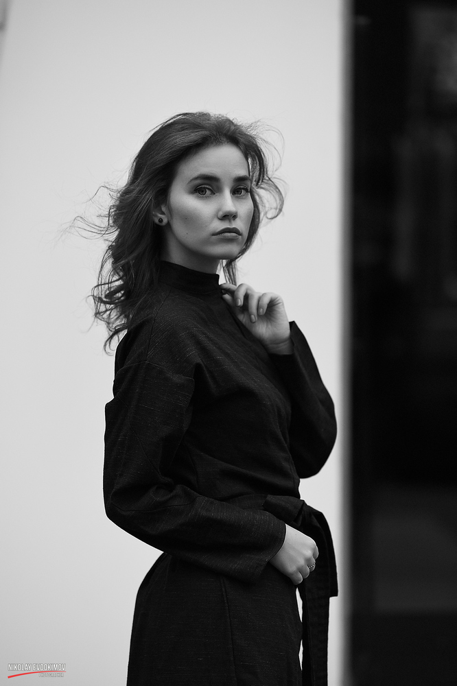 photo "***" tags: portrait, black&white, girl, дневной свет