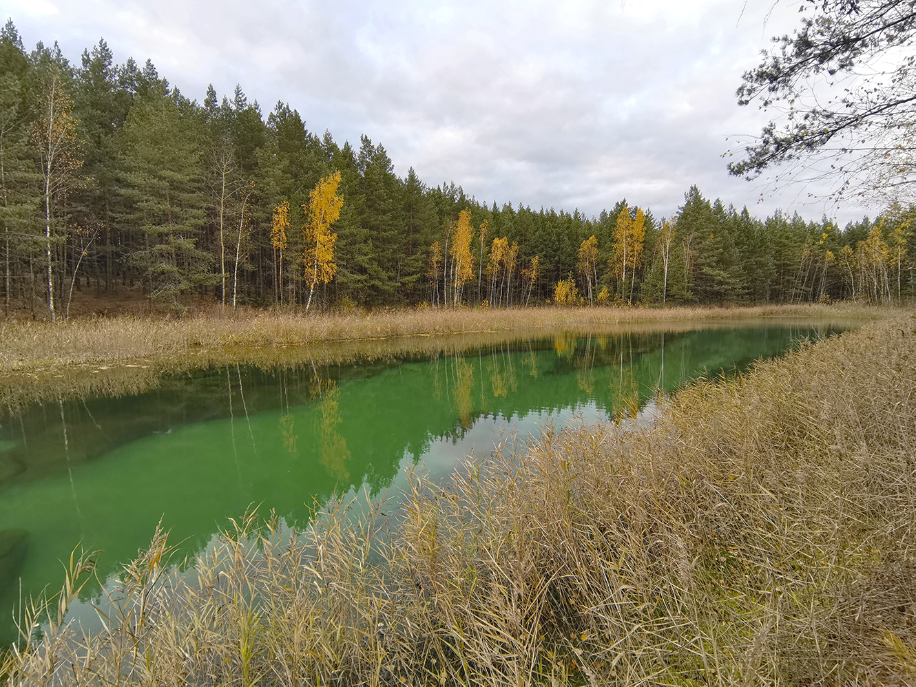 photo "***" tags: landscape, lake, цветное озеро