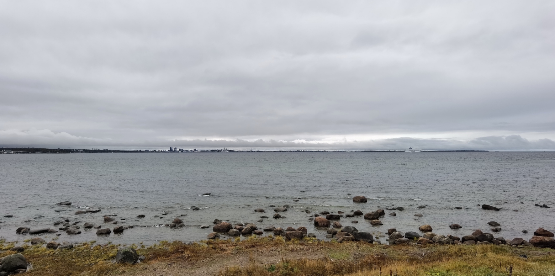 photo "Autumn in Tallinn harbor" tags: travel, 