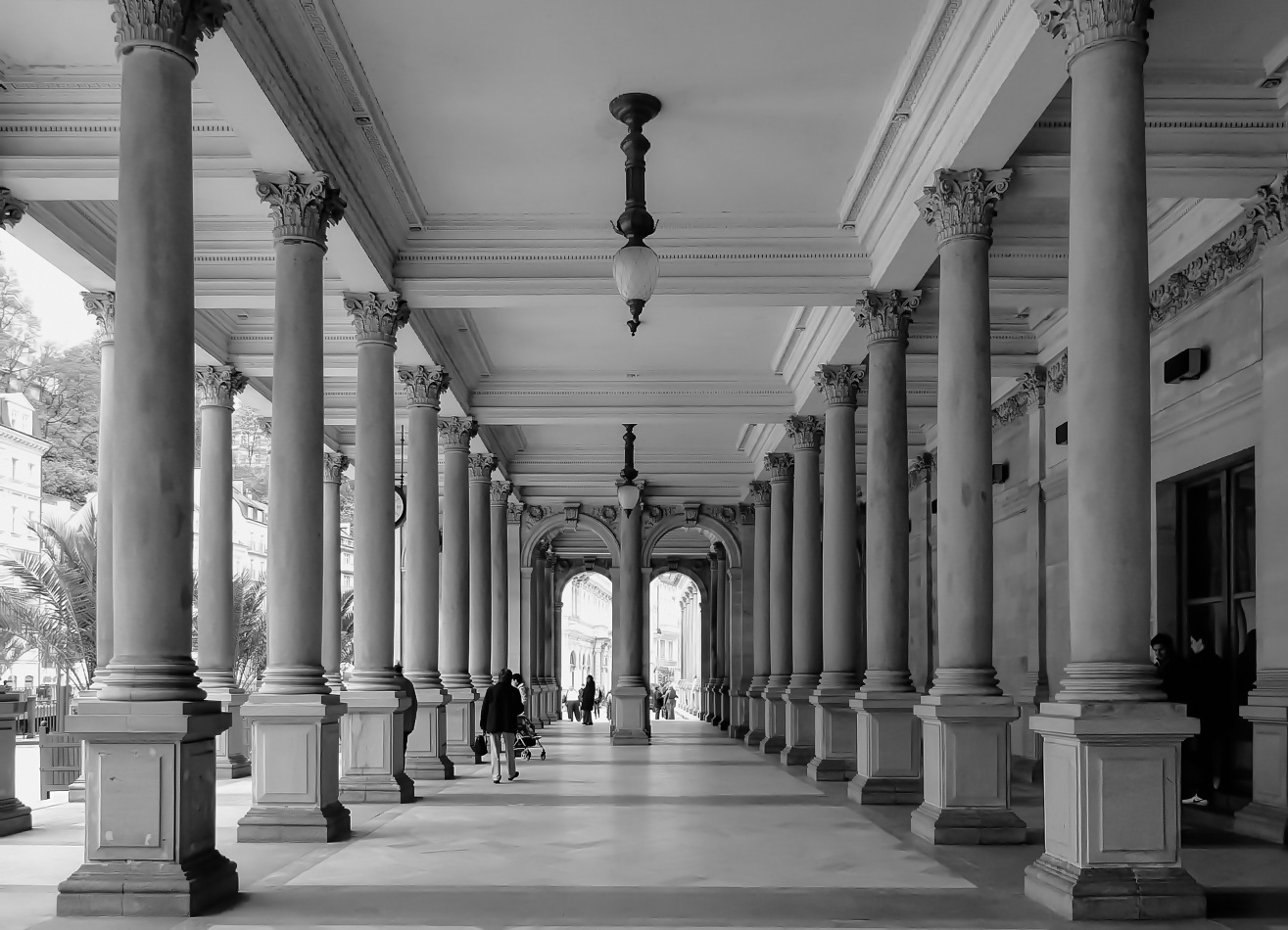 photo "***" tags: architecture, travel, black&white, 