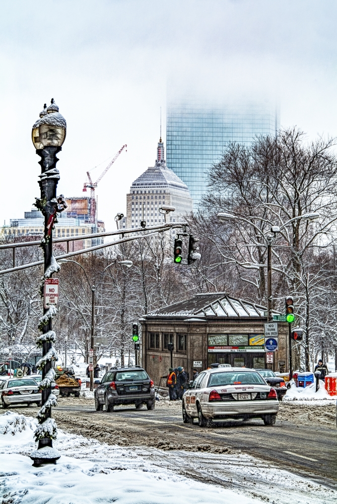 photo "Tremont Street shortly before Christmas" tags: street, 