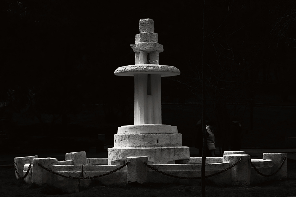 photo "***" tags: black&white, 