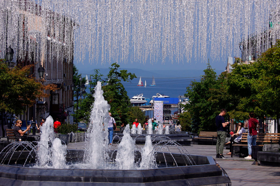 фото "Скоро летняя пора" метки: город, пейзаж, Город, люди.