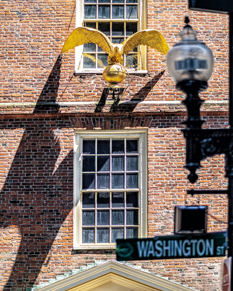 photo "The Eagle of Faneuil Hall" tags: architecture, fragment, 