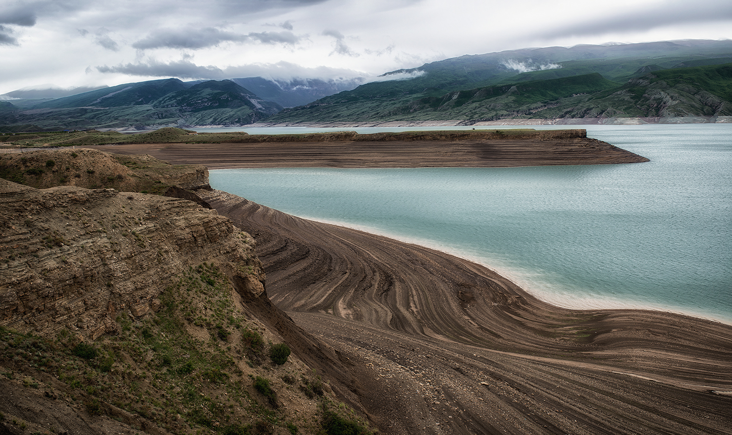 photo "The Chirkeyskoye reservoir is a reservoir in Dagestan formed on the Sulak River." tags: landscape, nature, panoramic, Дагестан, Чиркейской ГЭС, водохранилище