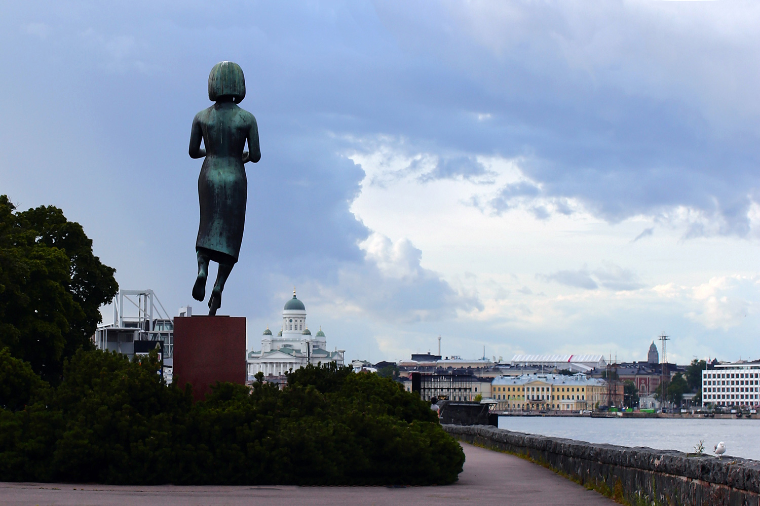 photo "***" tags: , Helsinki