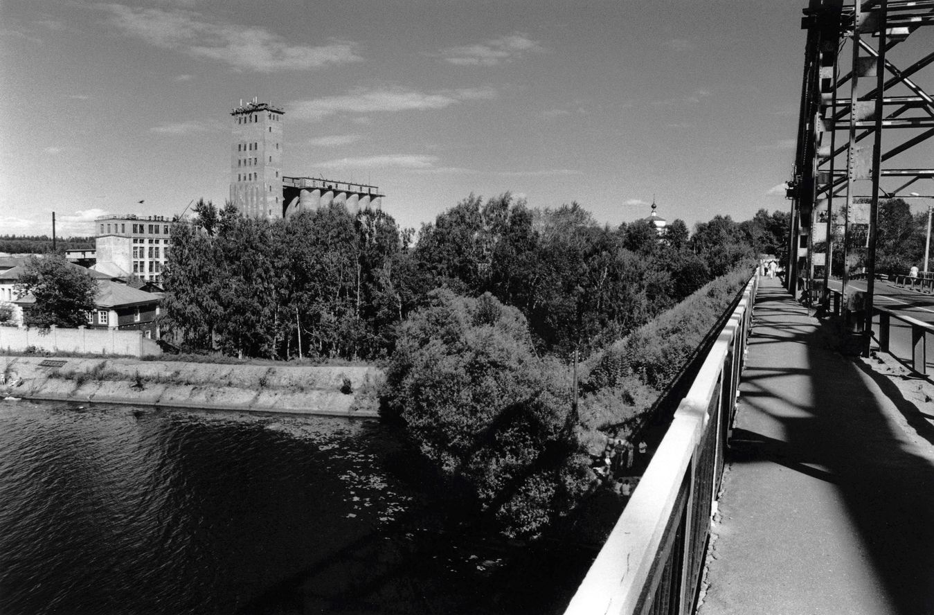 photo "***" tags: , 