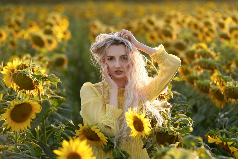 photo "***" tags: portrait, girl, summer, sunflowers, sunset