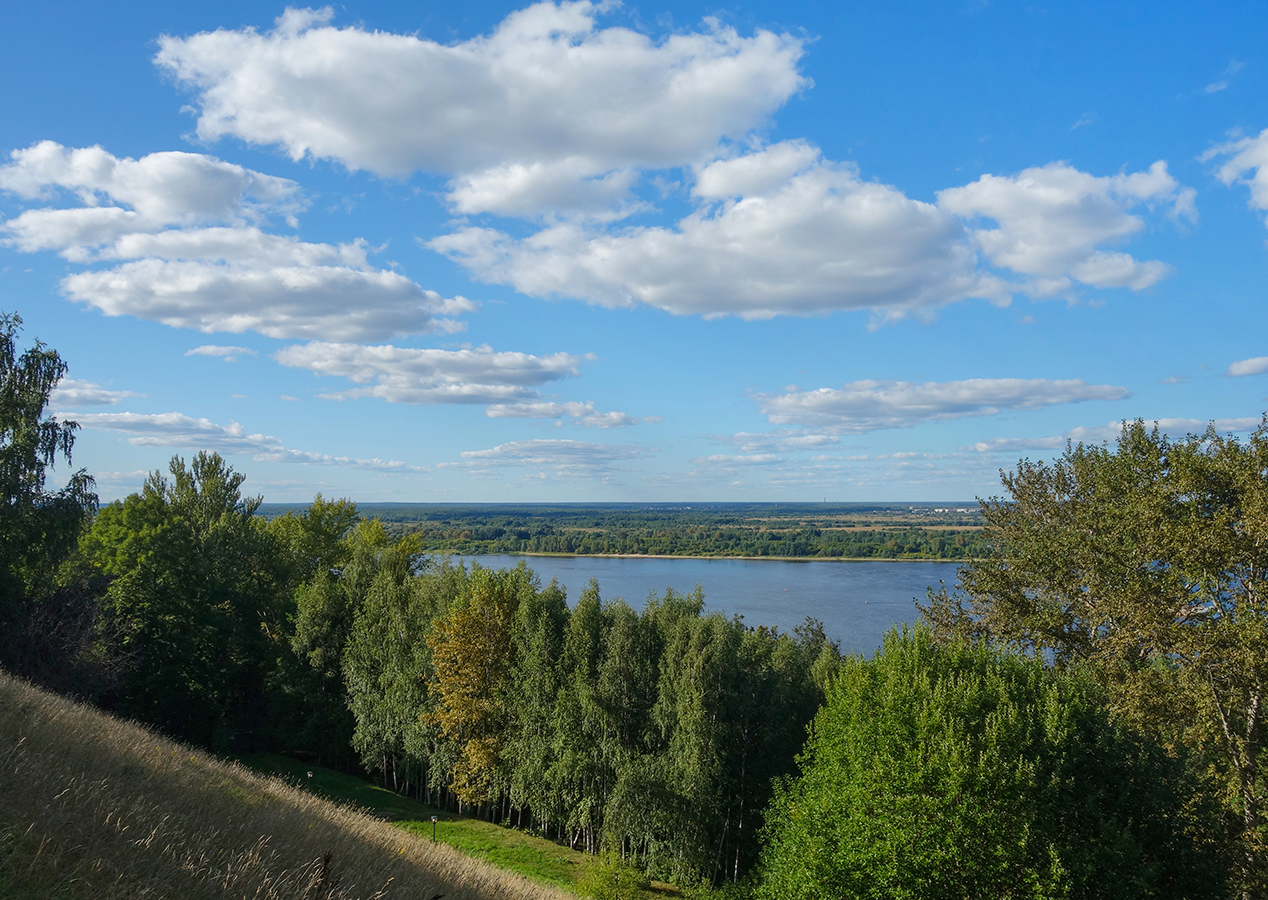 photo "...od. The slope of the Upper Volga embankment." tags: landscape, summer, Н.Новгород, Откос, волга