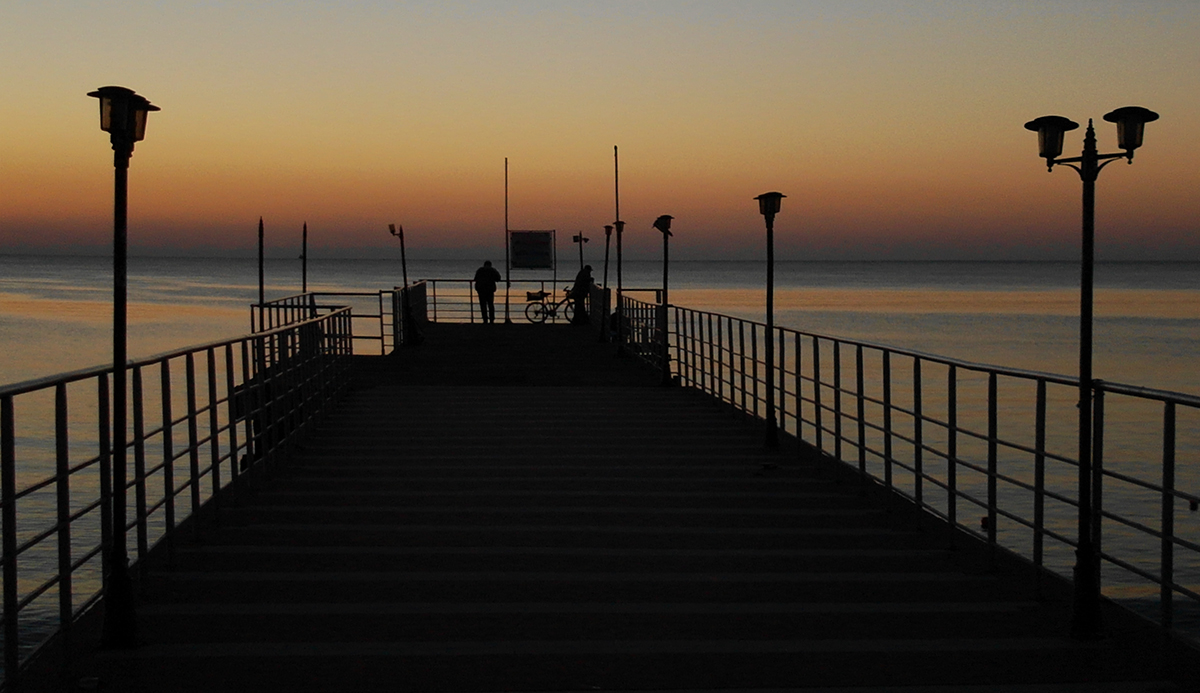 photo "On the pier" tags: travel, Болгария