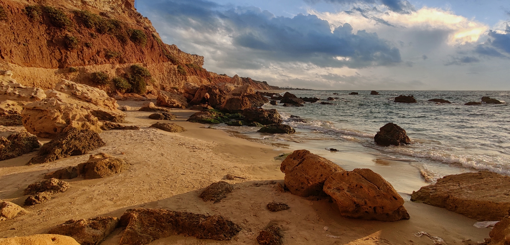 фото "Каменистый берег" метки: пейзаж, Израиль.Хадера.Пляж Гиват Ольг