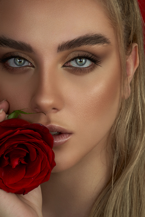 photo "Red Rose" tags: portrait, glamour, dramatic, fashion, fineart, makeup, studio