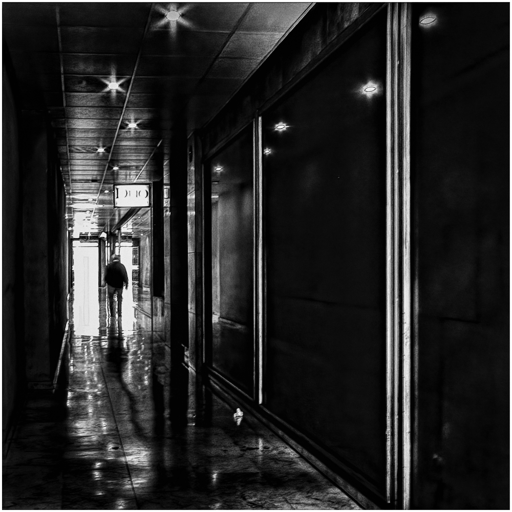 photo "Exit" tags: misc., 