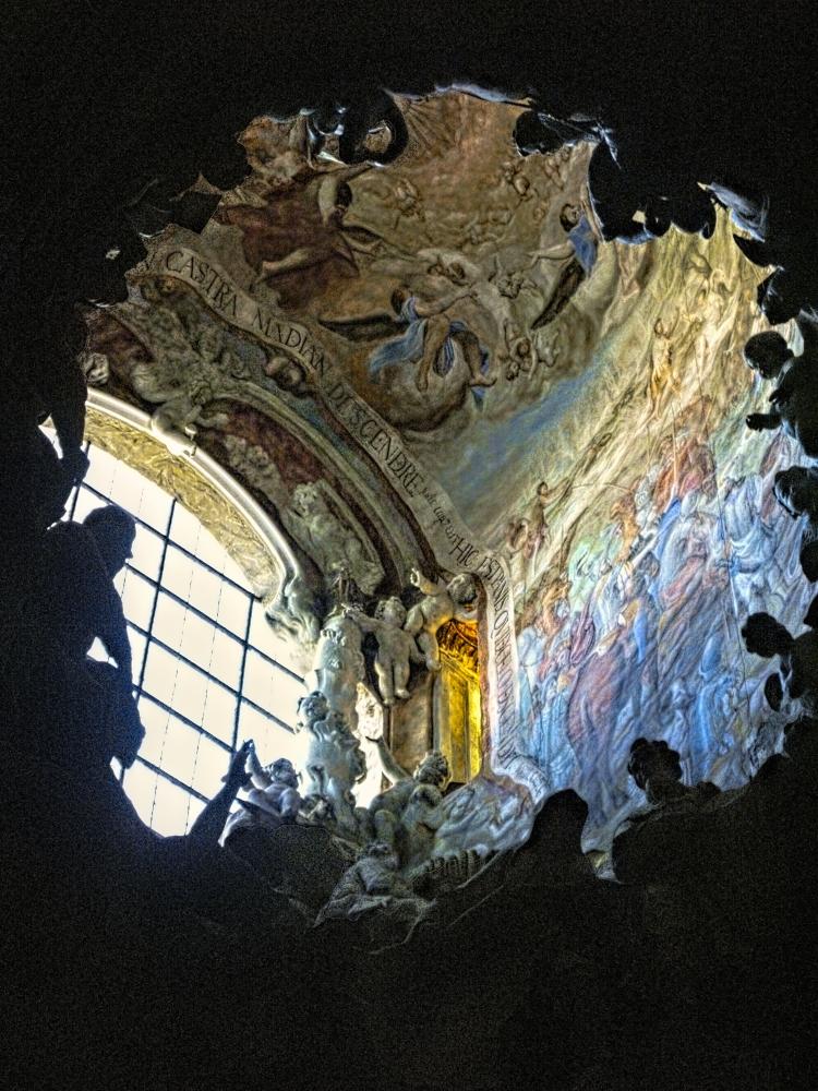 photo "Looking through" tags: architecture, 
