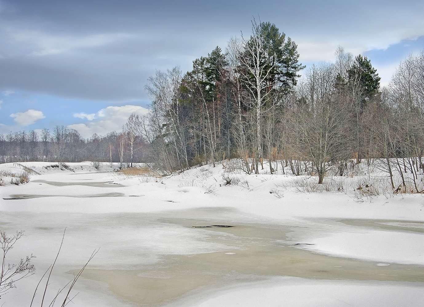 photo "***" tags: landscape, travel, river, sky, snow, глубинка, деревья, лед, март