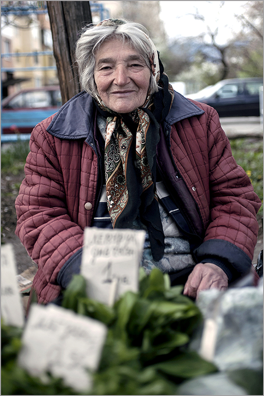 photo "market" tags: portrait, street, 