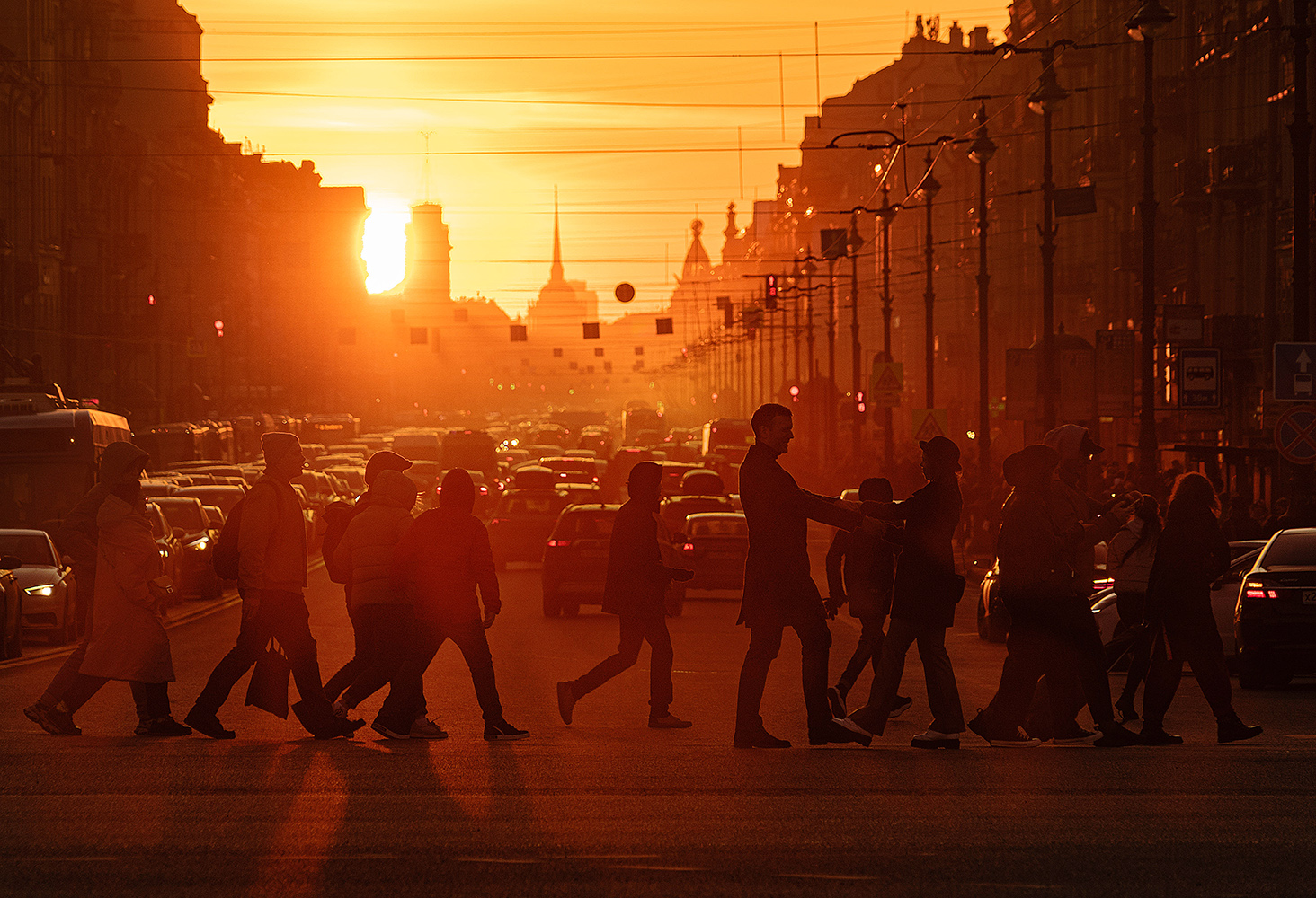 photo "Закаты на Невском" tags: street, 