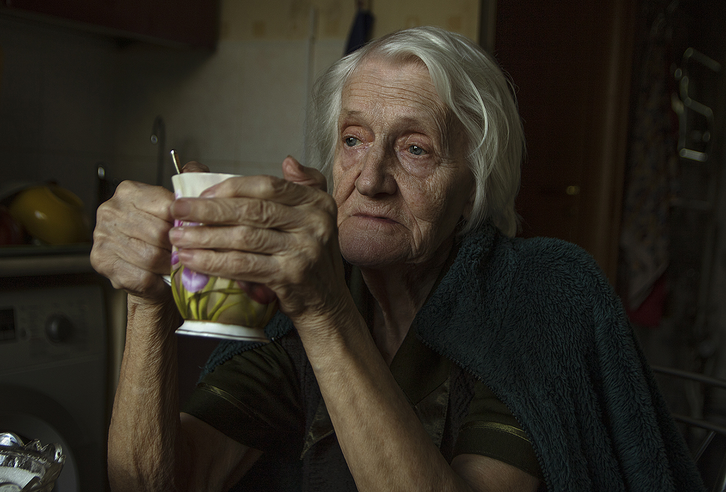 photo "***" tags: portrait, woman, Портрет, она, чай