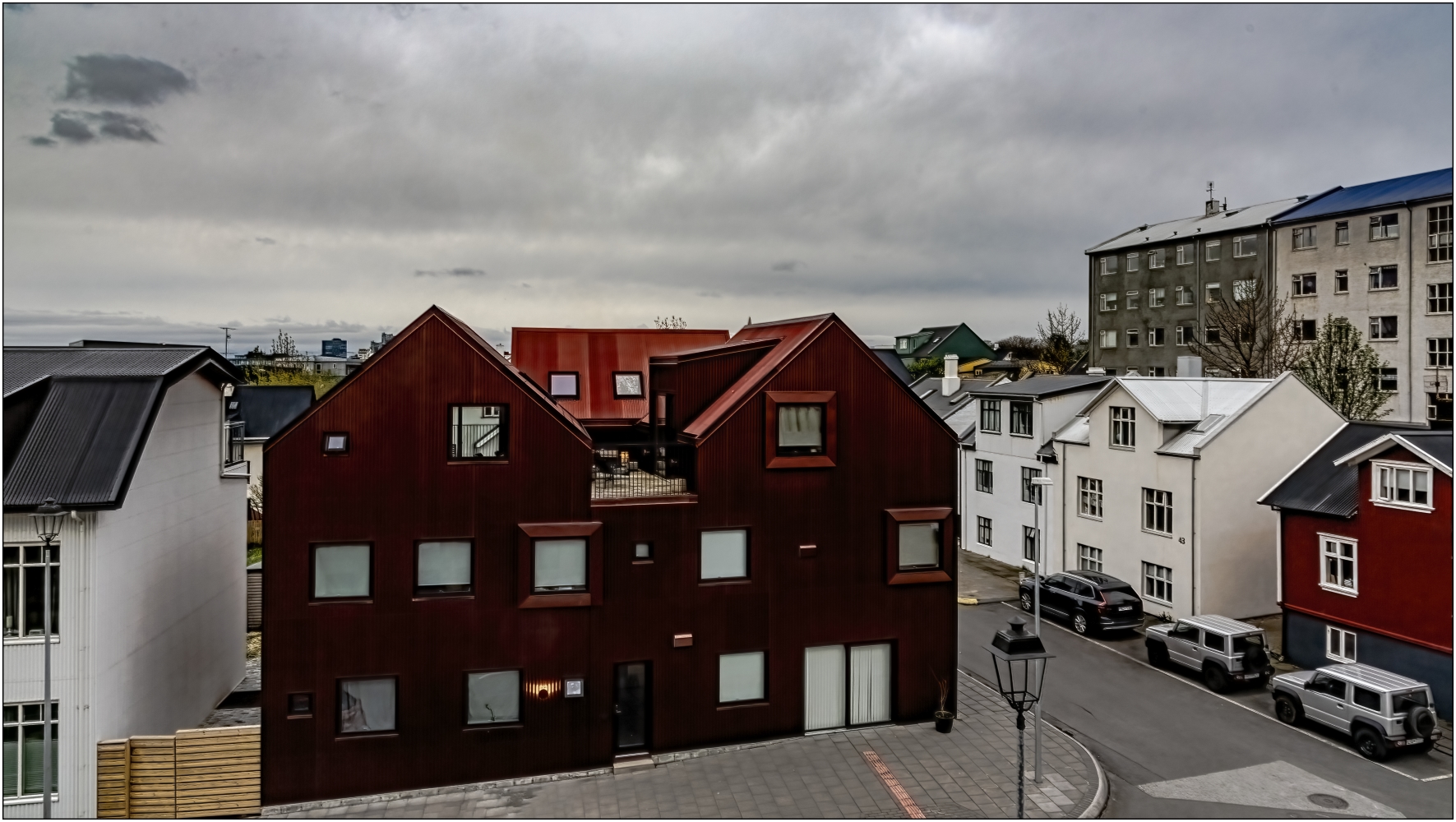 photo "Monotony of Reykjavik" tags: architecture, 
