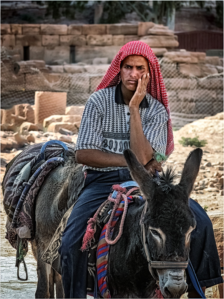 photo "***" tags: portrait, street, иордания Петра