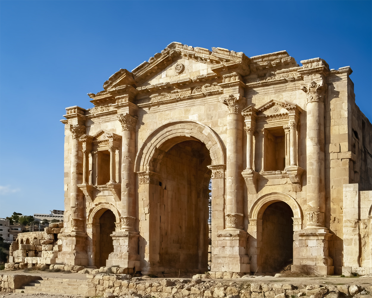 photo "Hadrian Arch in Jerash" tags: architecture, 