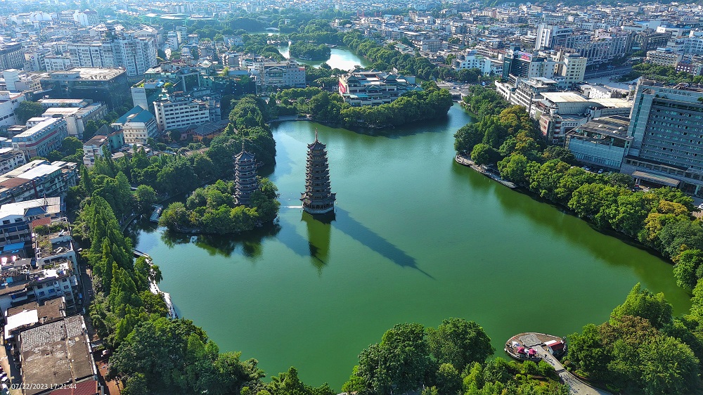 фото "GUI LIN" метки: пейзаж, путешествия, город, guilin, summer, Азия, облака, озеро