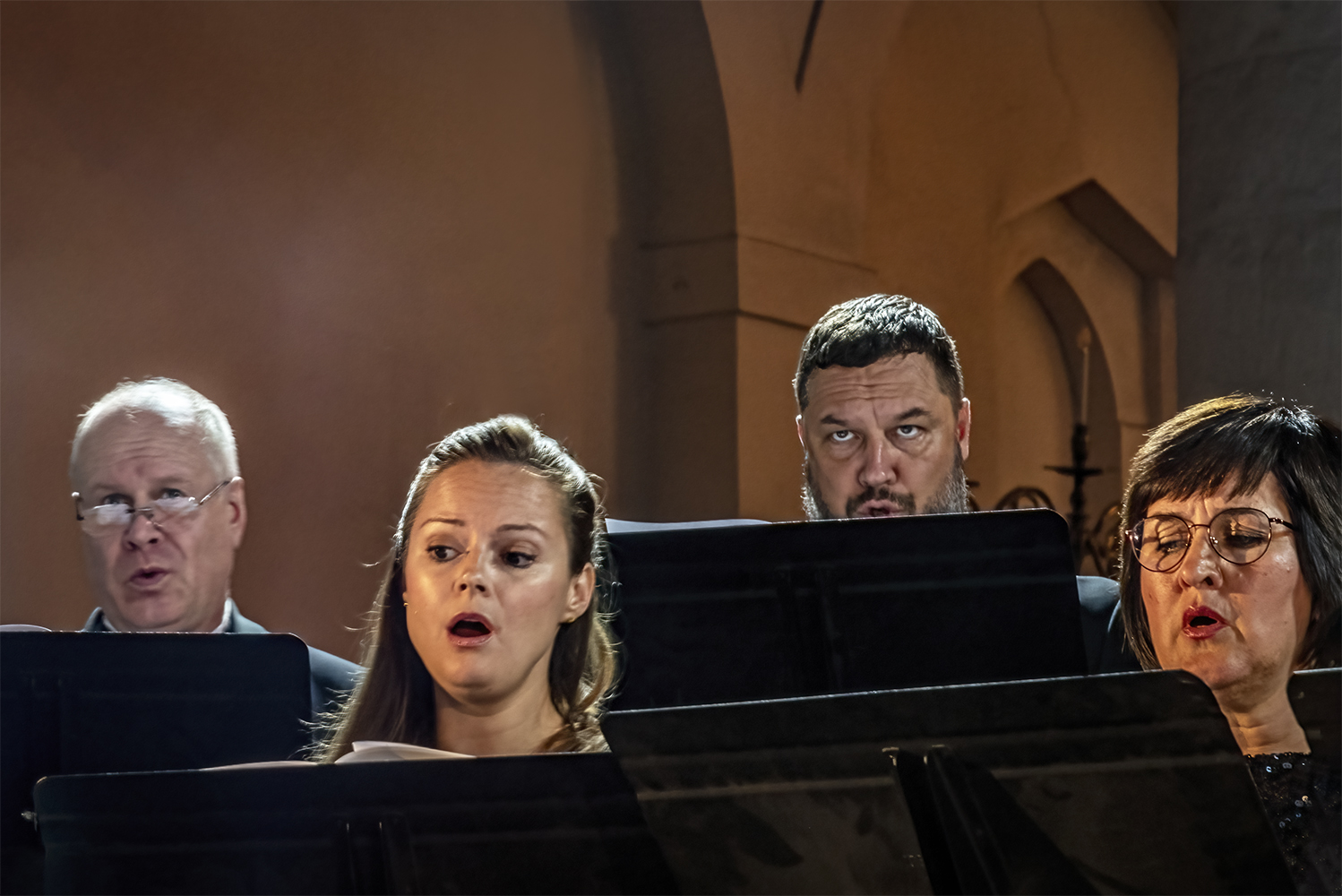 photo "At a Choral Music Concert 3" tags: genre, 