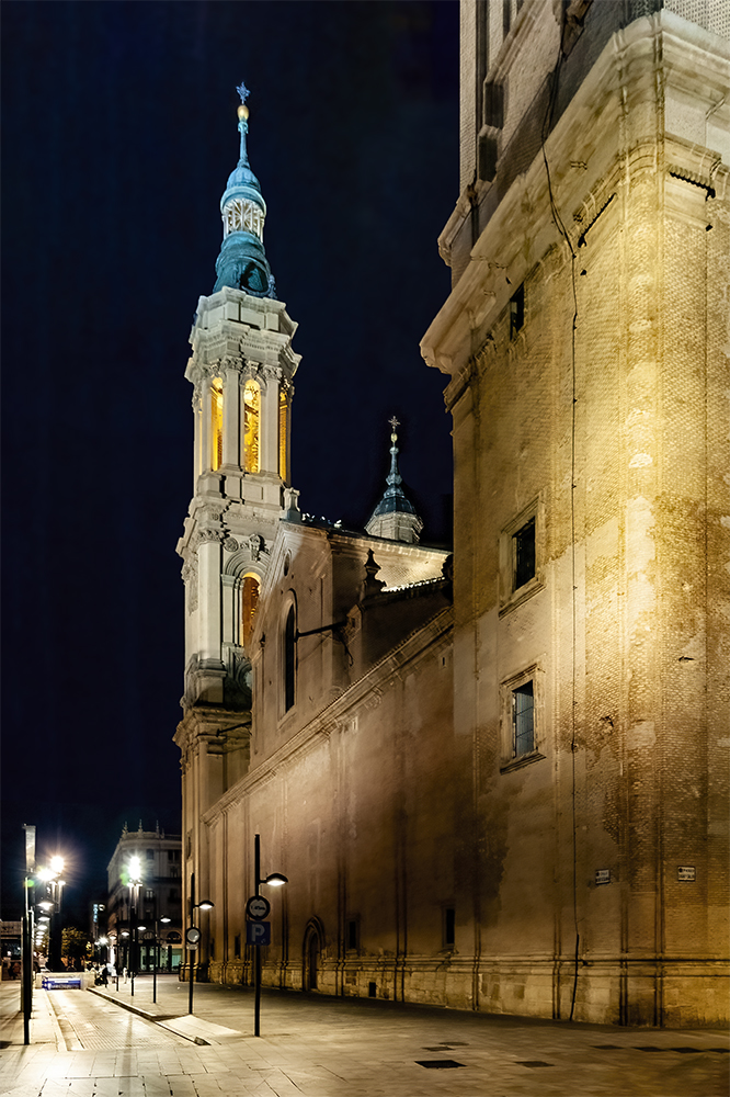 photo "Zaragoza" tags: architecture, 