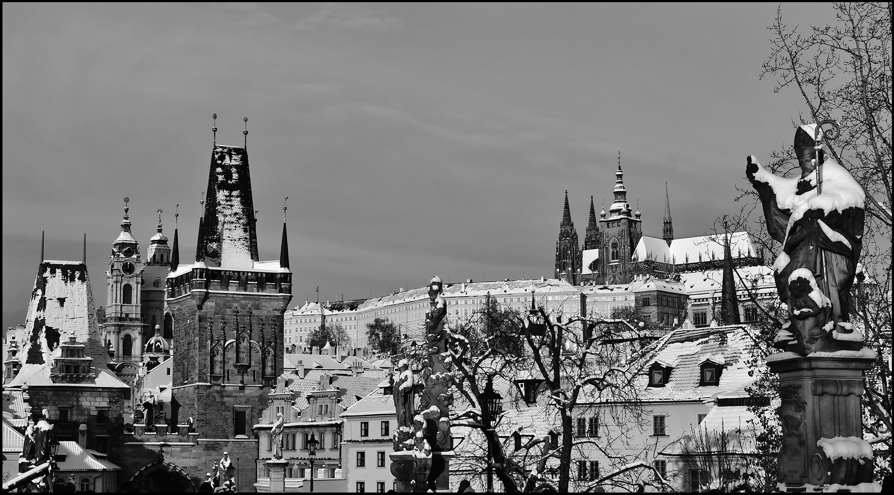 photo "Зимняя панорама" tags: black&white, architecture, Prag Prague Praha