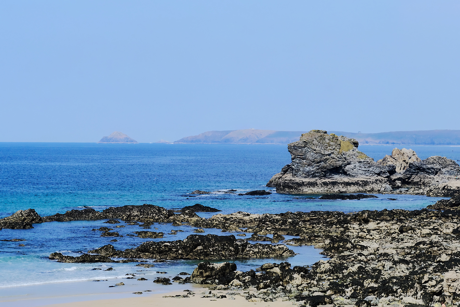 photo "St Agnes beach." tags: landscape, travel, nature, Cornwall, St Agnes, beach, rocks, sea, surf, water