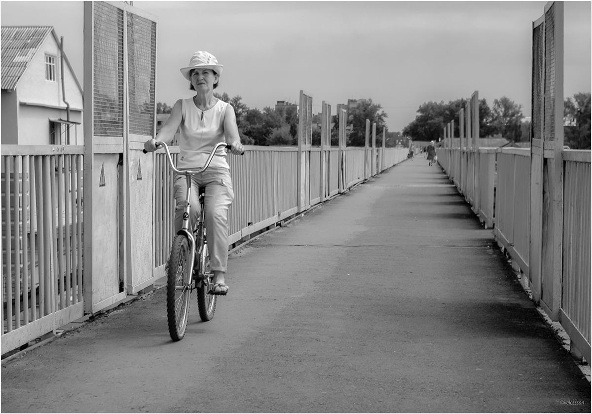 фото "Велосипедная прямая..." метки: жанр, стрит-фото, черно-белые, 