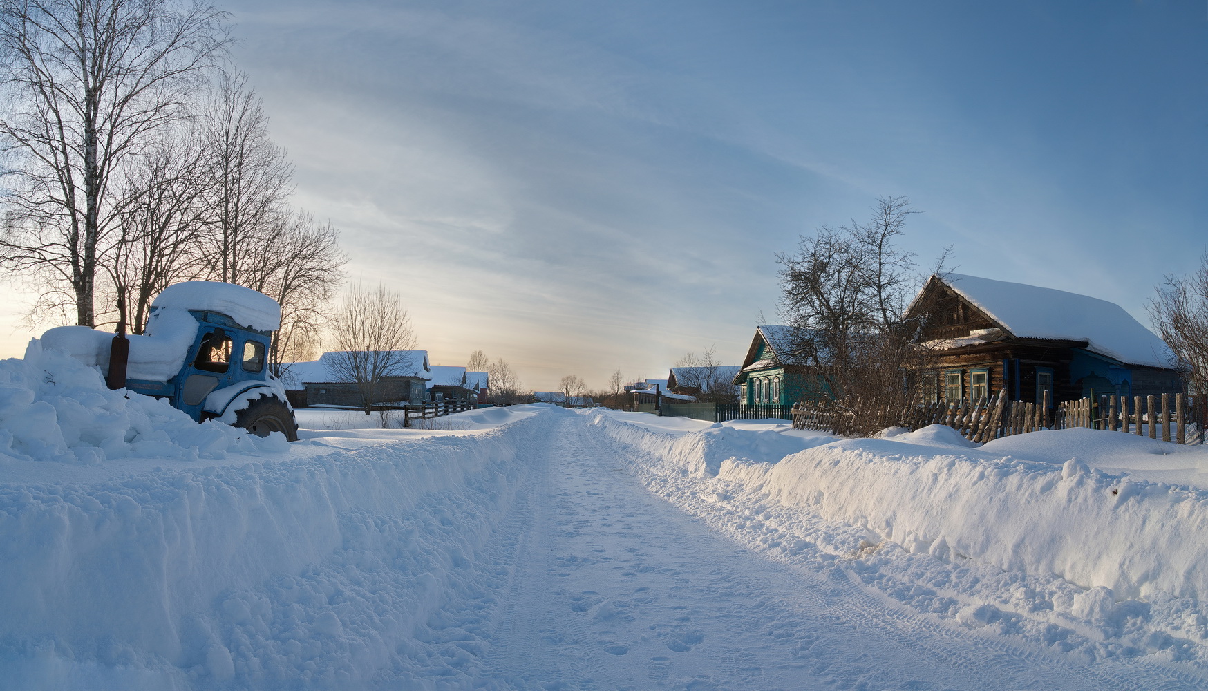 photo "***" tags: landscape, street, 