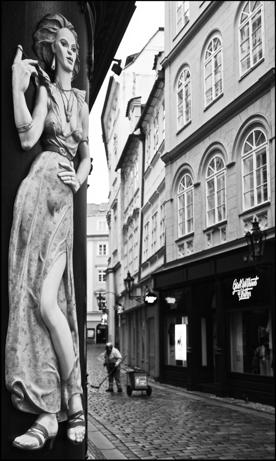 photo "Фигуры" tags: black&white, Prag Prague Praha