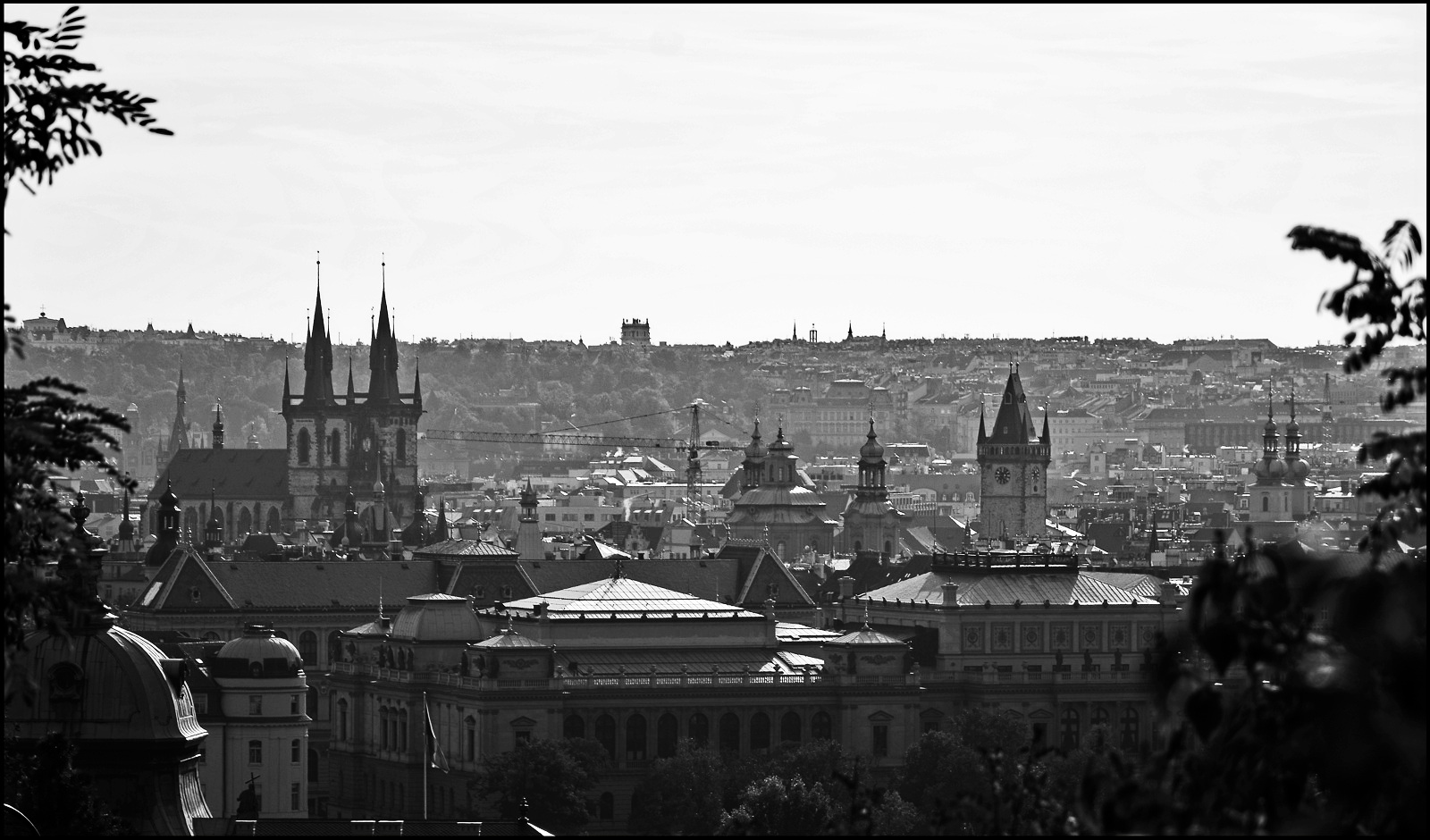 photo "Вид на Прагу-6" tags: black&white, architecture, Prag Prague Praha
