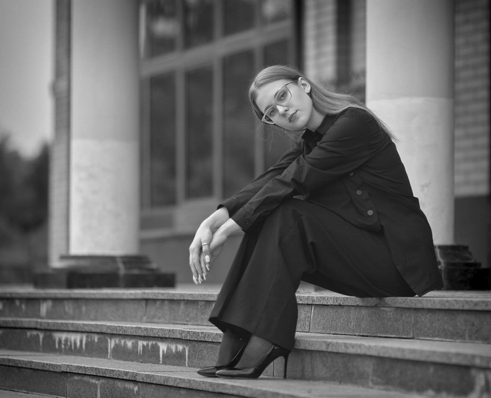 photo "***" tags: portrait, black&white, bw, evening, girl, summer, модель, настроение, портрет девушка, портрет девушка лето
