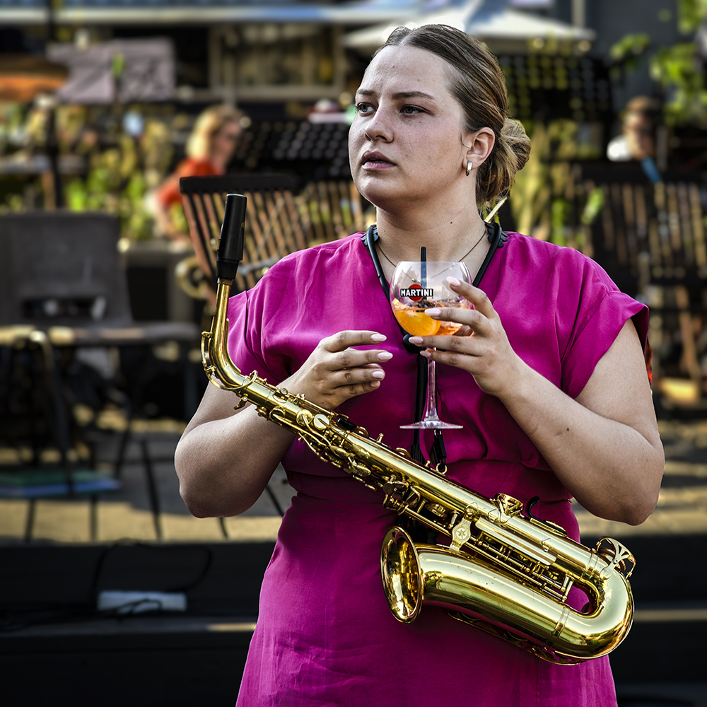 photo "During Intermission" tags: genre, 