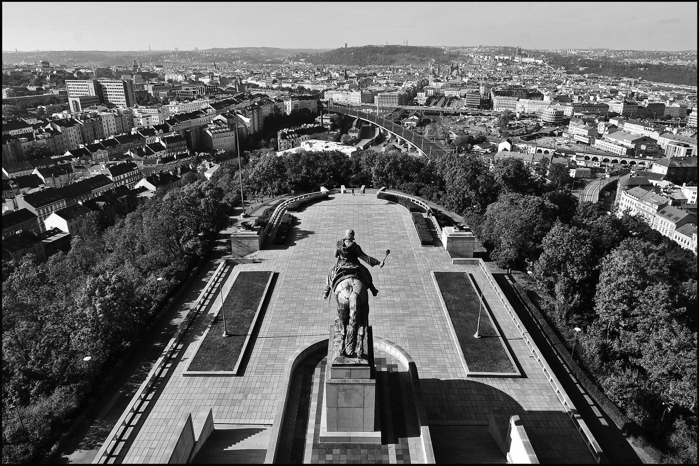 фото "Вид с Виткова" метки: черно-белые, архитектура, Prag Prague Praha