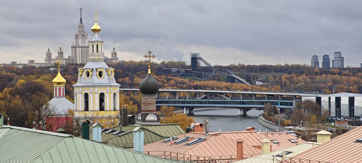 photo "***" tags: landscape, architecture, city, Moscow, МГУ, метромост Воробьёвы горы, церковь