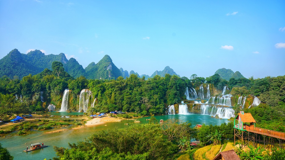 photo "Detian waterfall of CHINA" tags: travel, landscape, nature, autumn, clouds, flowers, lake, mountains, night, pets/farm animals, sun, sunset, water, winter