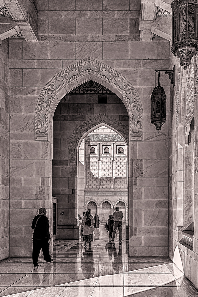 photo "Sultan Qaboos Grand Mosque 2" tags: architecture, 