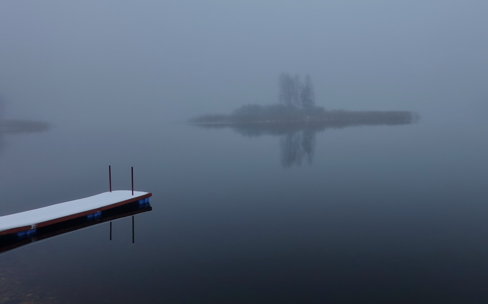 фото "Туманное" метки: , вода, зима, лес, облака