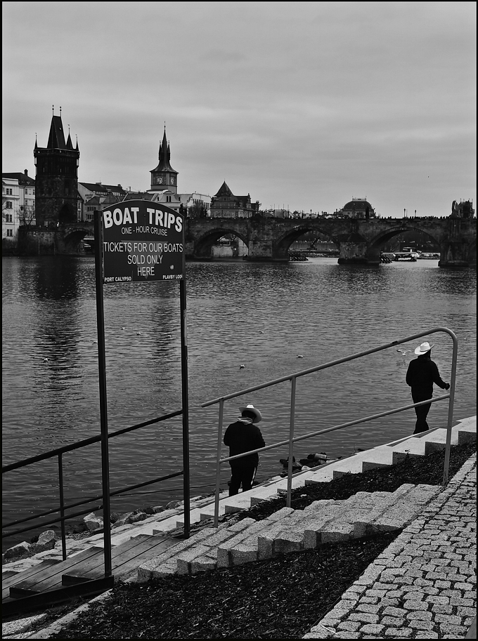 фото "У Влтавы-2" метки: черно-белые, архитектура, Prag Prague Praha