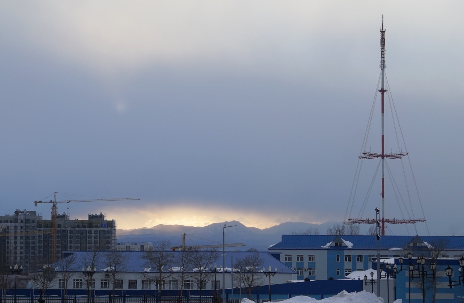 photo "***" tags: landscape, city, 